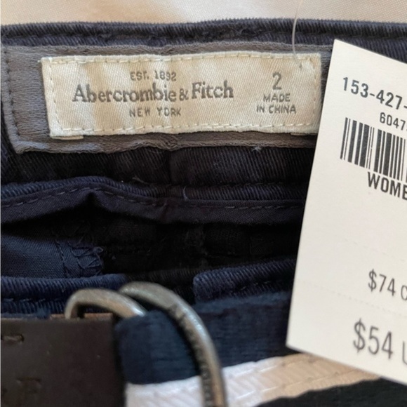 New Abercrombie Navy Khaki Shorts With Belt - Picture 10 of 10
